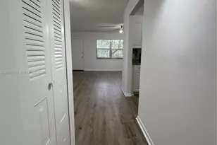 800 SW 131st Ave, Pembroke Pines, FL 33027 - Photo 7
