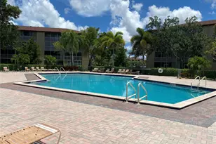 800 SW 131st Ave, Pembroke Pines, FL 33027 - Photo 21