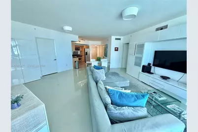 350 S Miami Ave #1601, Miami, FL 33130 - Photo 13