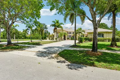 13457 Majestic Way, Cooper City, FL 33330 - Photo 5