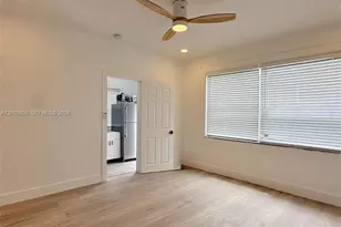 12906 NE 6th Ave, North Miami, FL 33161 - Photo 13