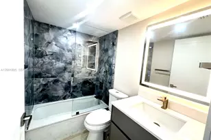 770 Claughton Island Dr, Miami, FL 33131 - Photo 11