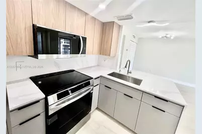 770 Claughton Island Dr #2105, Miami, FL 33131 - Photo 5