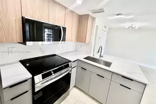 770 Claughton Island Dr, Miami, FL 33131 - Photo 3