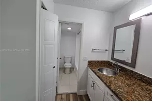 310 Racquet Club Rd, Weston, FL 33326 - Photo 27