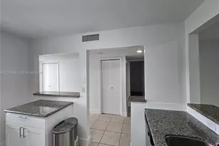 310 Racquet Club Rd, Weston, FL 33326 - Photo 11