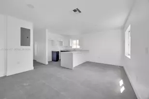 2956 NW 44th St, Miami, FL 33142 - Photo 9