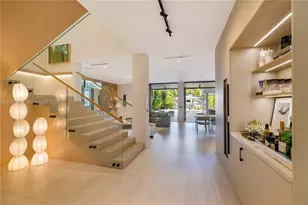 707 NE 77th St, Miami, FL 33138 - Photo 17