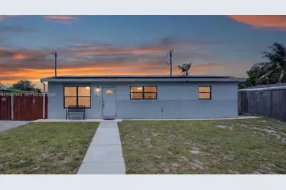 1121 NE 211th St, Miami, FL 33179 - Photo 1
