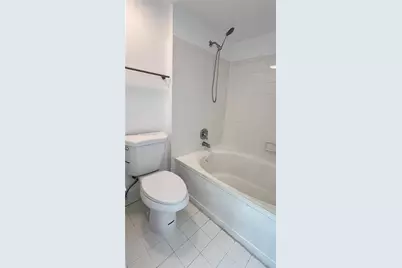 771 N Pine Island Rd #211, Plantation, FL 33324 - Photo 17