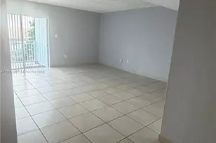 9375 Fontainebleau Blvd, Miami, FL 33172 - Photo 11