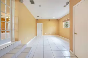 6895 SW 16th St, Miami, FL 33155 - Photo 9