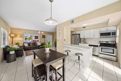 2010 Calais Dr, Miami Beach, FL 33141 - Photo 5