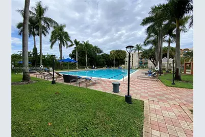 9320 Fontainebleau Blvd #301, Miami, FL 33172 - Photo 21