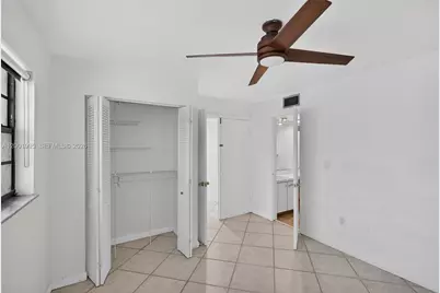 1250 Lincoln Rd #404, Miami Beach, FL 33139 - Photo 21