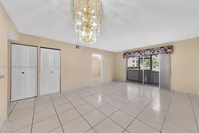 1200 SW 124th Ter #106O, Pembroke Pines, FL 33027 - Photo 17