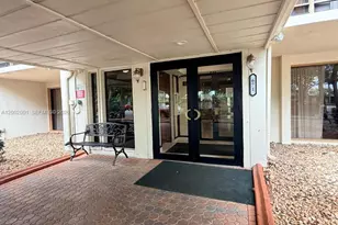 671 NE 195th St, Miami, FL 33179 - Photo 35