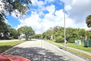 40 NW 87th Ave, Miami, FL 33172 - Photo 17