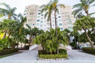 18000 N Bay Rd, Sunny Isles Beach, FL 33160 - Photo 23