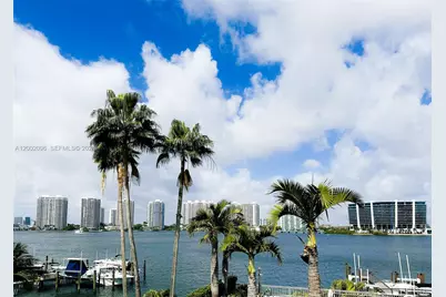 18000 N Bay Rd #201, Sunny Isles Beach, FL 33160 - Photo 3