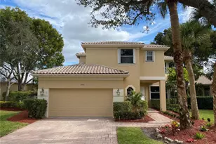 2486 Bay Isle Dr, Weston, FL 33327 - Photo 3