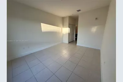 8265 NW 41st St #C-204, Doral, FL 33166 - Photo 11