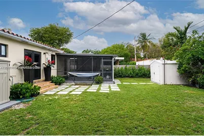 5981 SW 13th Ter, West Miami, FL 33144 - Photo 31