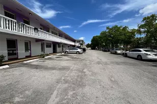 245 NE 191st St, Miami, FL 33179 - Photo 29