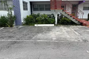 245 NE 191st St, Miami, FL 33179 - Photo 27