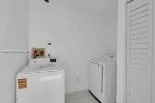 7503 W 34th Ln, Hialeah, FL 33018 - Photo 31