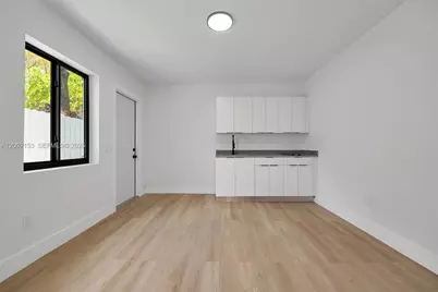 1385 NW 28th St, Miami, FL 33142 - Photo 31