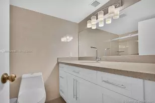 18041 Biscayne Blvd, Aventura, FL 33160 - Photo 15