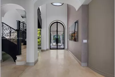 432 S Hibiscus Dr, Miami Beach, FL 33139 - Photo 21