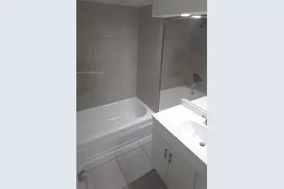 2750 NE 183rd St #1504, Aventura, FL 33160 - Photo 15