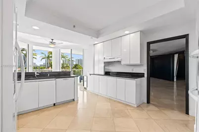 21050 Point Pl #403, Aventura, FL 33180 - Photo 17