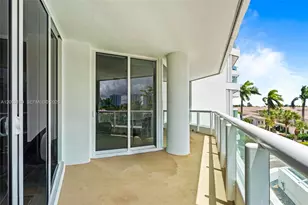 21050 Point Pl, Aventura, FL 33180 - Photo 35