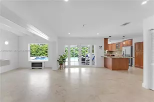 11350 SW 30th St, Miami, FL 33165 - Photo 9