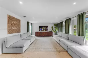 11350 SW 30th St, Miami, FL 33165 - Photo 5