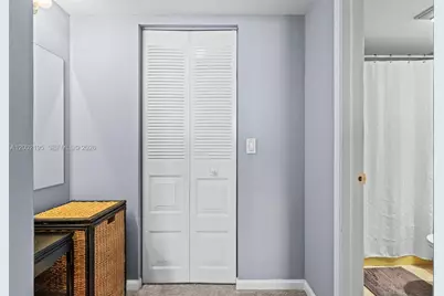 3050 NE 16th Ave #605, Oakland Park, FL 33334 - Photo 23