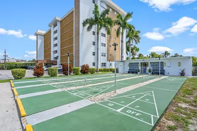 3050 NE 16th Ave #605, Oakland Park, FL 33334 - Photo 37
