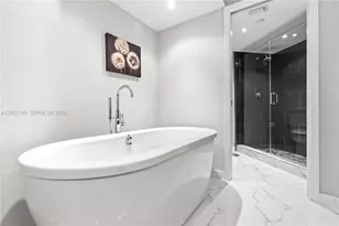3500 Mystic Pointe Dr, Aventura, FL 33180 - Photo 19