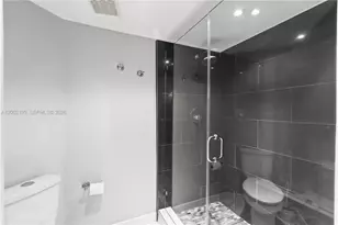 3500 Mystic Pointe Dr, Aventura, FL 33180 - Photo 21