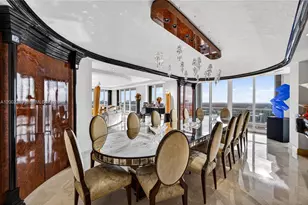 7000 Island Blvd, Aventura, FL 33160 - Photo 11