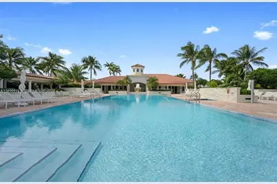20000 E Country Club Dr #906, Aventura, FL 33180 - Photo 1
