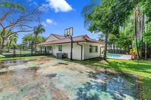 9941 SW 143rd St, Miami, FL 33176 - Photo 39