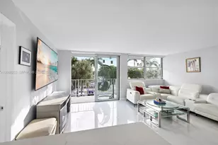 16546 NE 26th Ave, North Miami Beach, FL 33160 - Photo 9