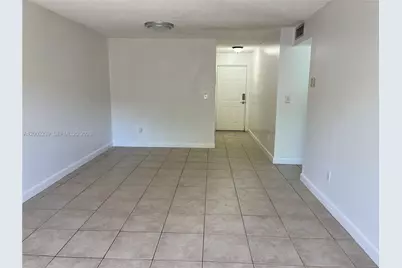 8650 SW 109th Ave #3-111, Miami, FL 33173 - Photo 5