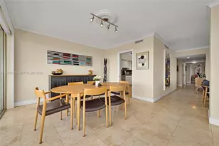 155 Ocean Ln Dr, Key Biscayne, FL 33149 - Photo 27