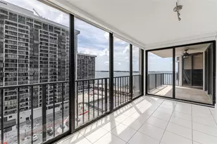 1915 Brickell Ave, Miami, FL 33129 - Photo 15