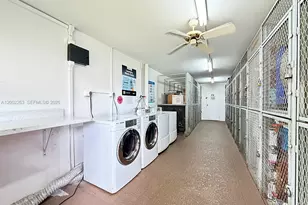 251 SW 134th Way, Pembroke Pines, FL 33027 - Photo 13